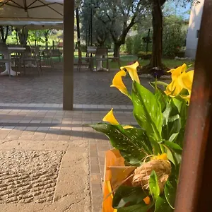 https://rustico-di-benellini-angela.it-lombardy.com
