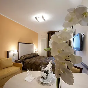 https://giorgio-e-flora-ristorante-e-locanda.hotelinveneto.com