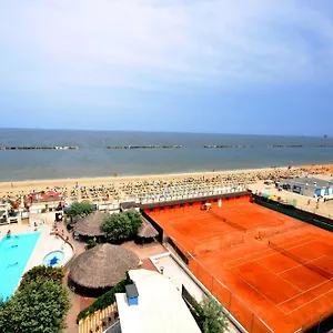 Hotel Grand Azzurra Club